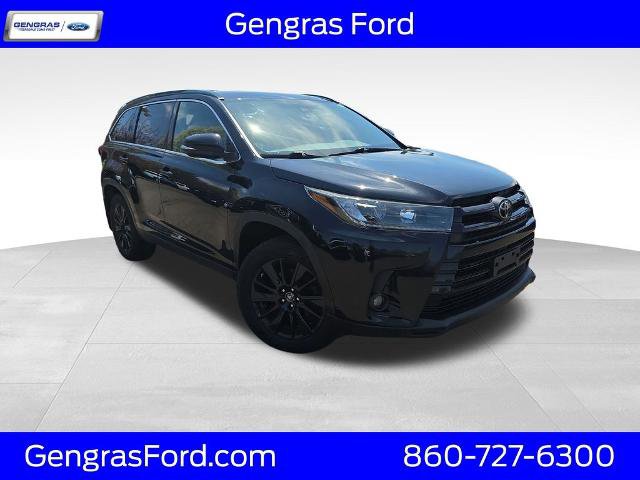 Used 2019 Toyota Highlander SE