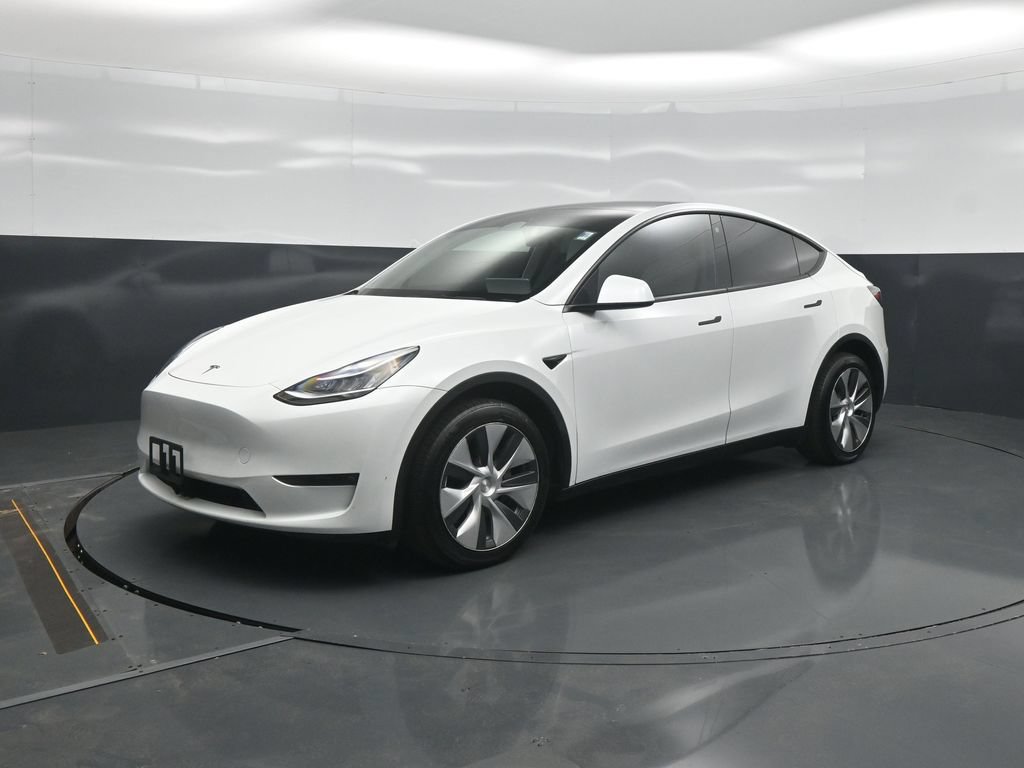 Used 2023 Tesla Model Y Long Range AWD/4WD image 3