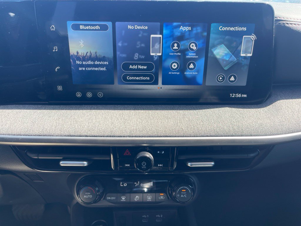Used 2026 Nissan Kicks SV FWD image 7