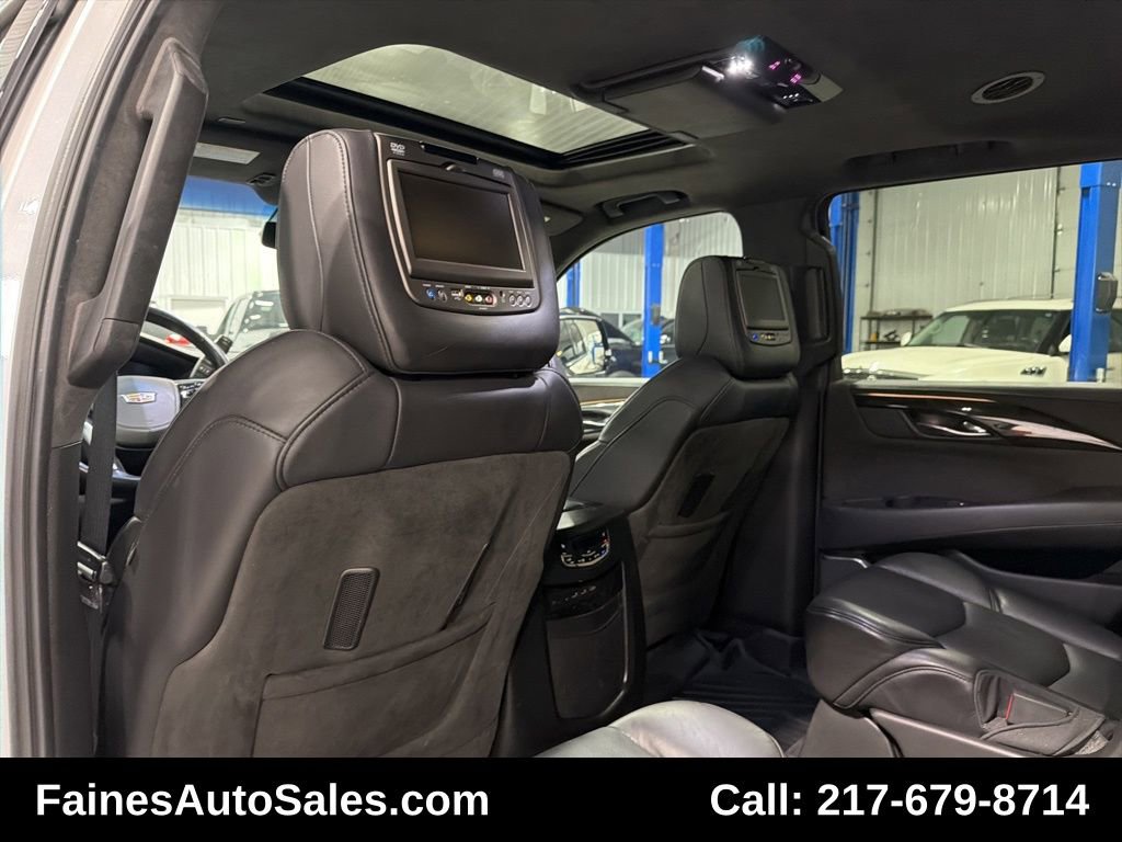 Used 2018 Cadillac Escalade Platinum image 62