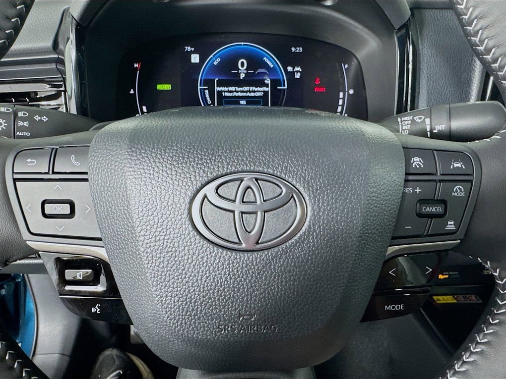 Used 2026 Toyota Camry SE FWD image 16