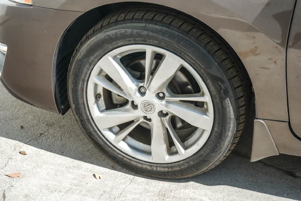 Used 2014 Nissan Altima 2.5 SL FWD image 11