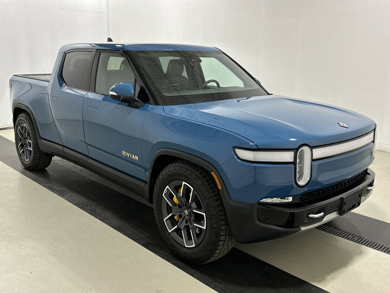 Used 2022 Rivian R1T Launch Edition AWD/4WD image 7