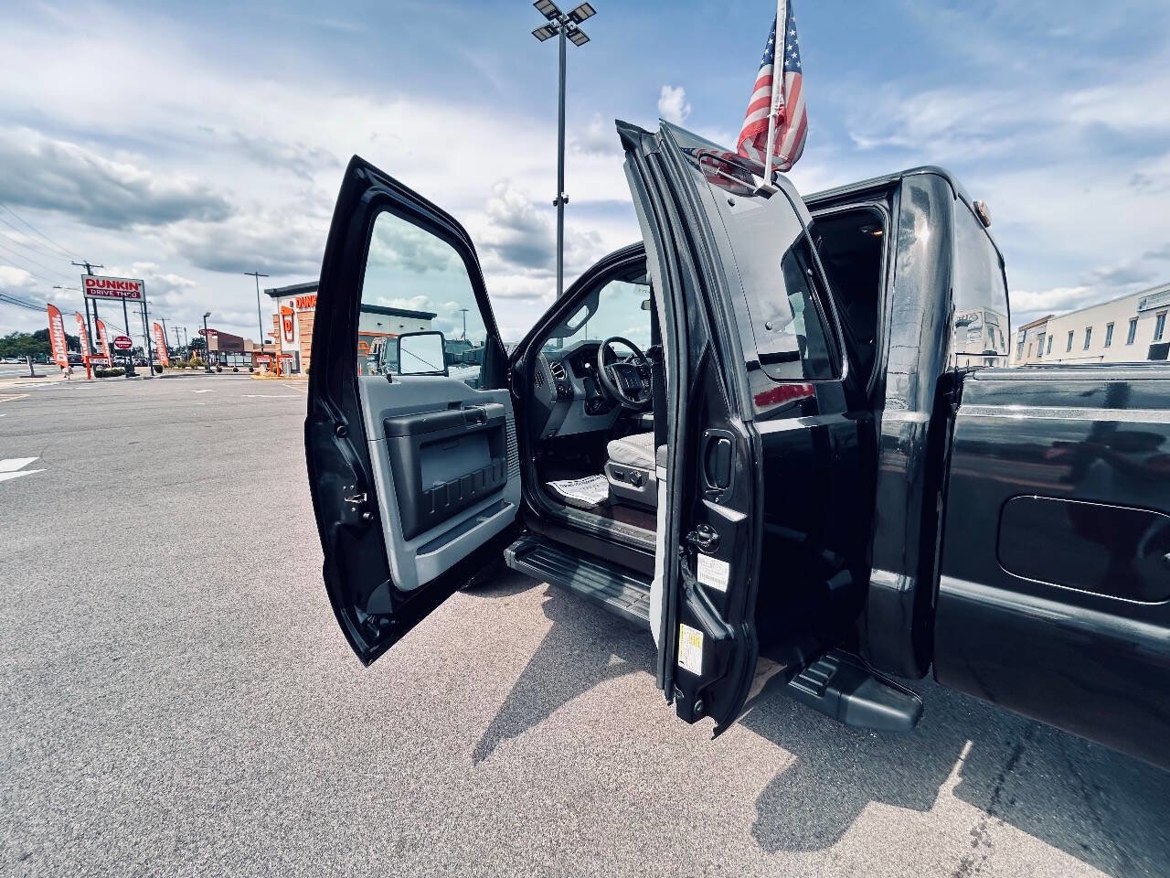 Used 2014 Ford F250 XLT w/ XLT Interior Package image 27