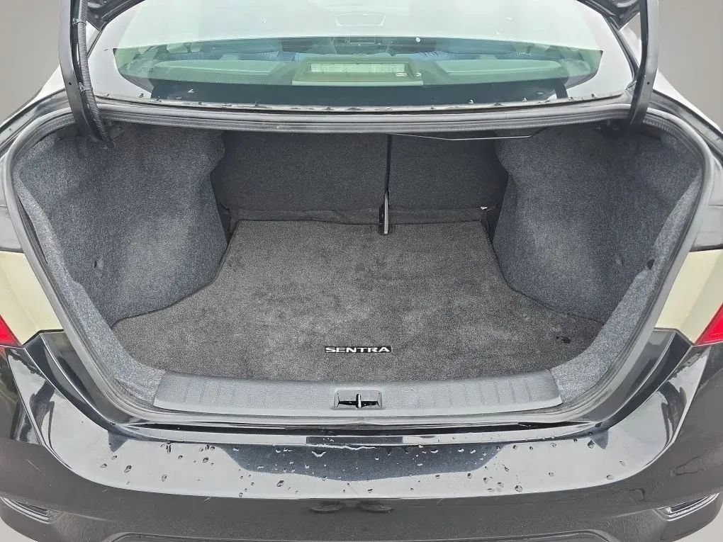 Used 2019 Nissan Sentra SV w/ Special Edition Package FWD image 48