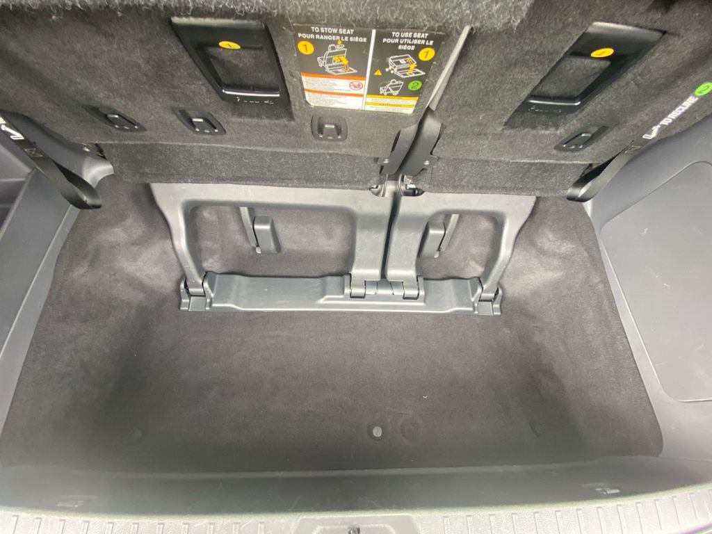Used 2023 Toyota Sienna XLE AWD/4WD image 30
