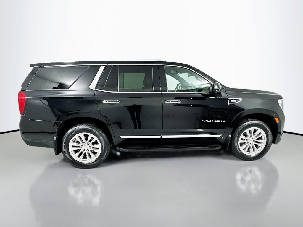 Used 2022 GMC Yukon SLT w/ SLT Luxury Package AWD/4WD image 9
