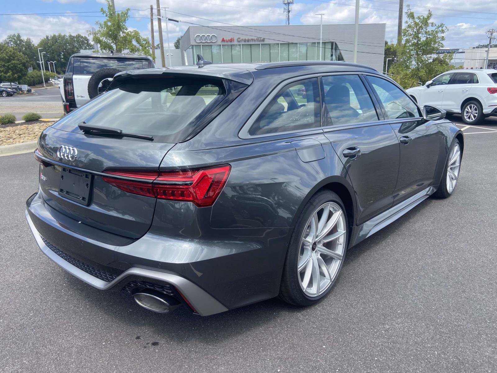 New 2026 Audi RS 6 performance image 9