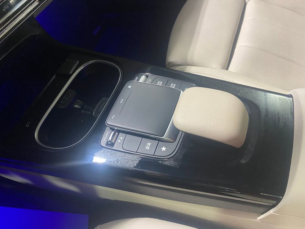 Used 2022 Mercedes-Benz A 220 4MATIC image 14