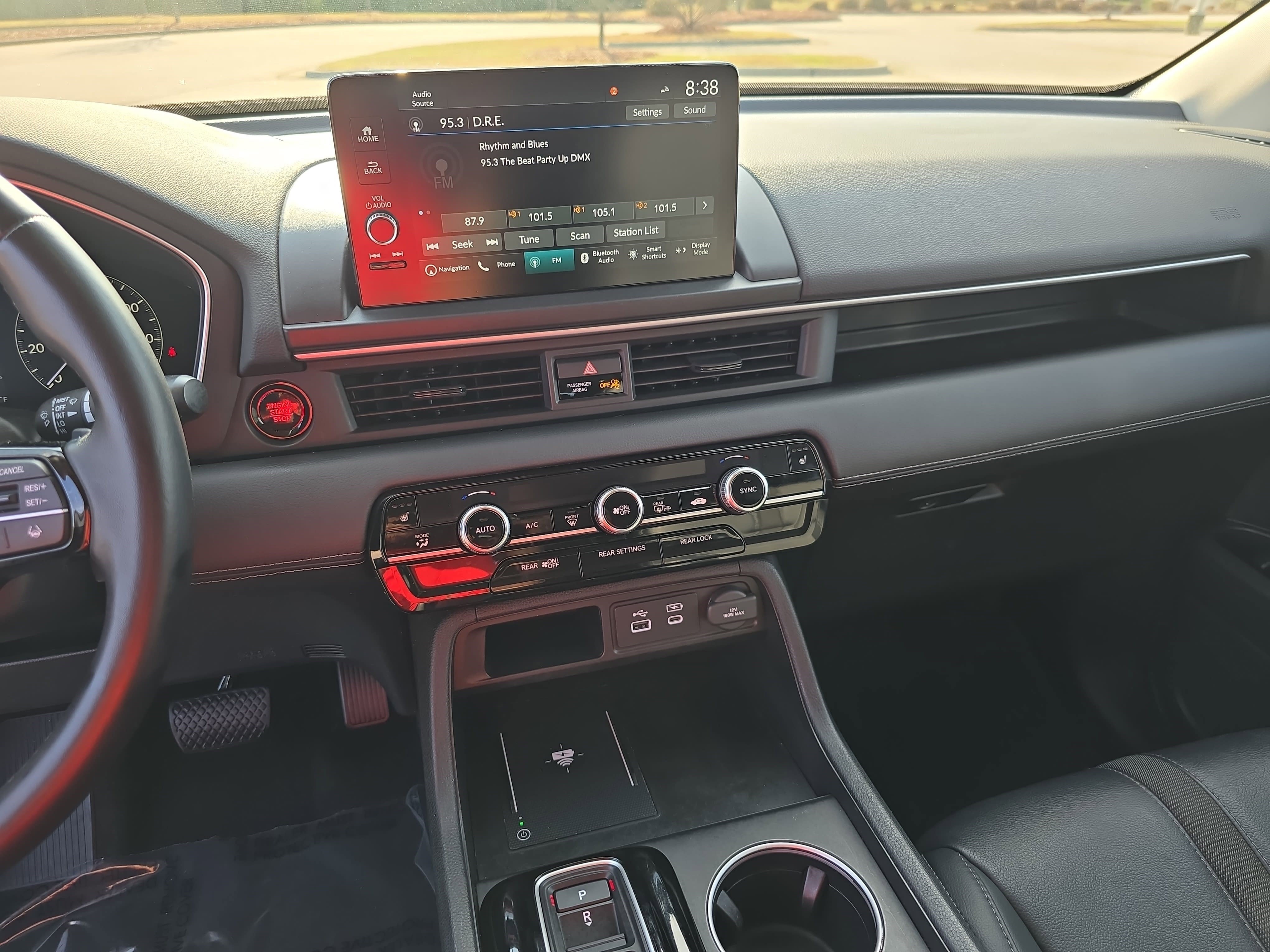 Used 2024 Honda Pilot Touring image 22