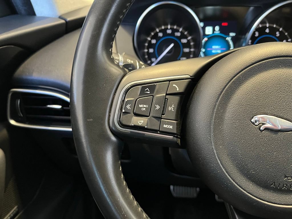 Used 2019 Jaguar F-PACE Premium AWD/4WD image 49