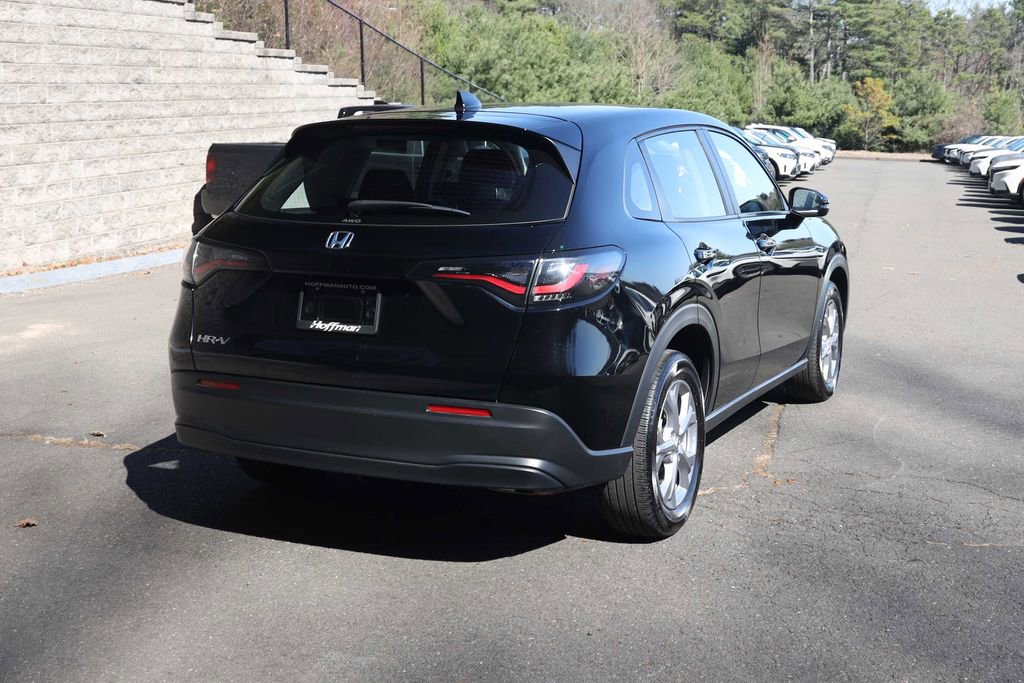 Used 2024 Honda HR-V LX image 5