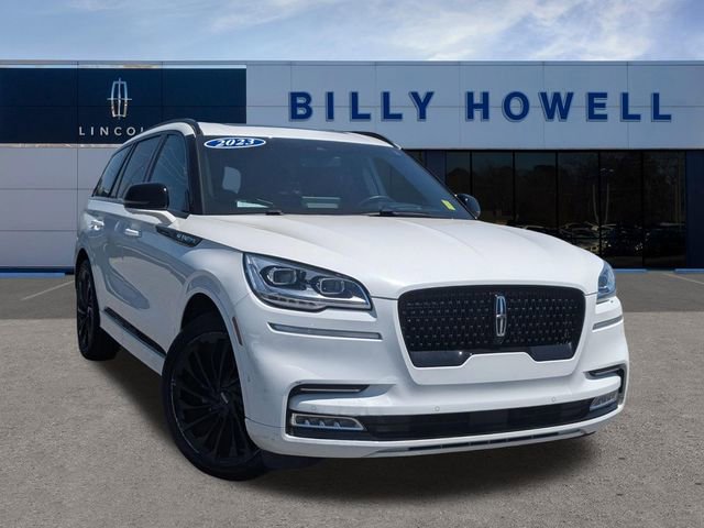 Used 2023 Lincoln Aviator Reserve w/ Equipment Group 201A RWD image 1