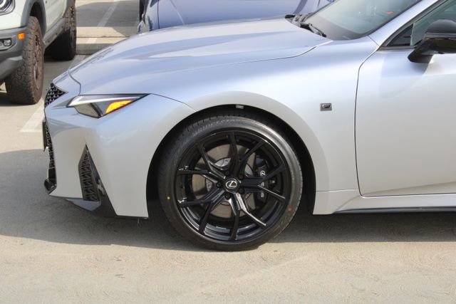 Certified 2025 Lexus IS 500 w/ Accessory Package image 4