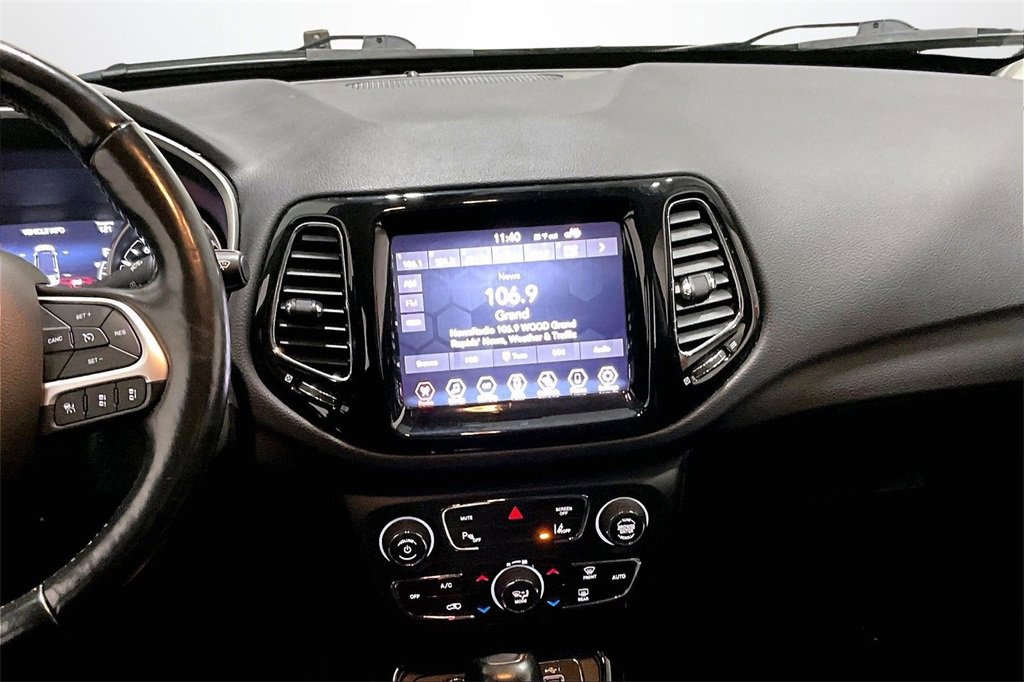 Used 2021 Jeep Compass Limited image 9
