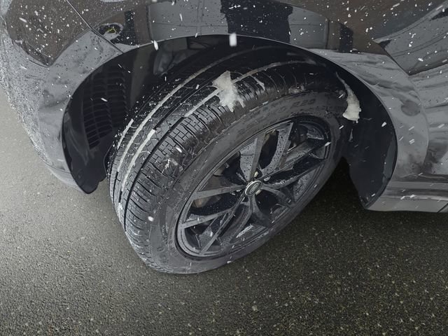 Used 2025 Land Rover Range Rover Velar S image 32