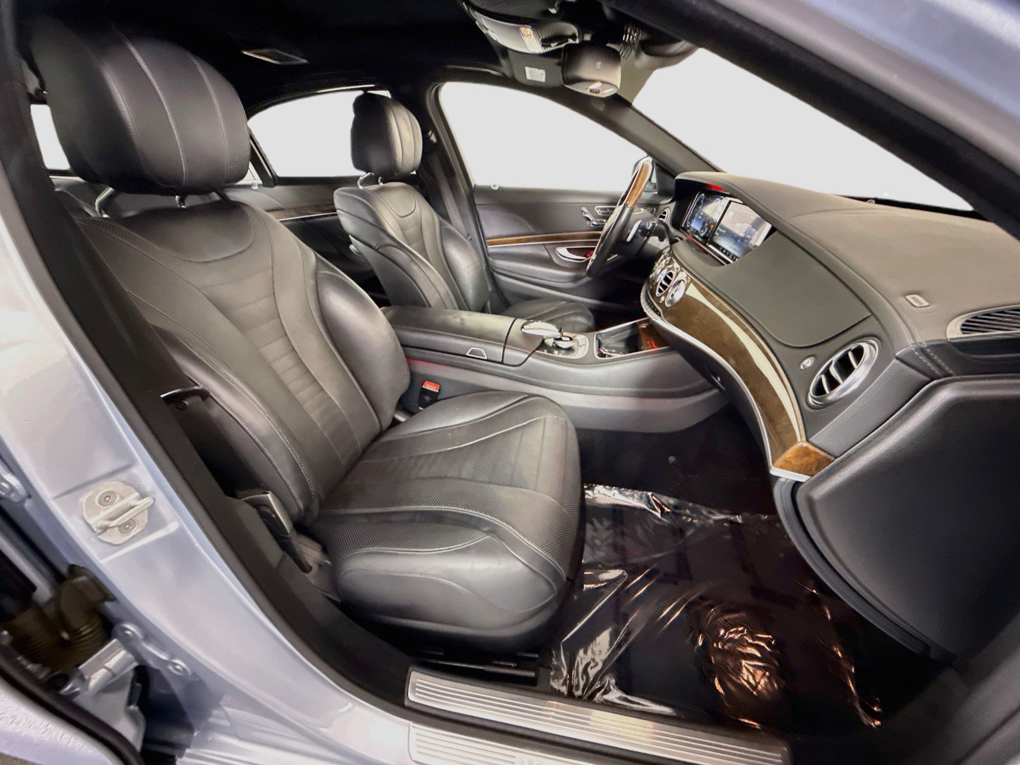 Used 2016 Mercedes-Benz S 550 4MATIC Sedan image 29