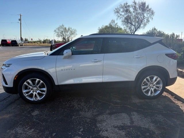 Used 2022 Chevrolet Blazer LT w/ Sound & Technology Package image 3