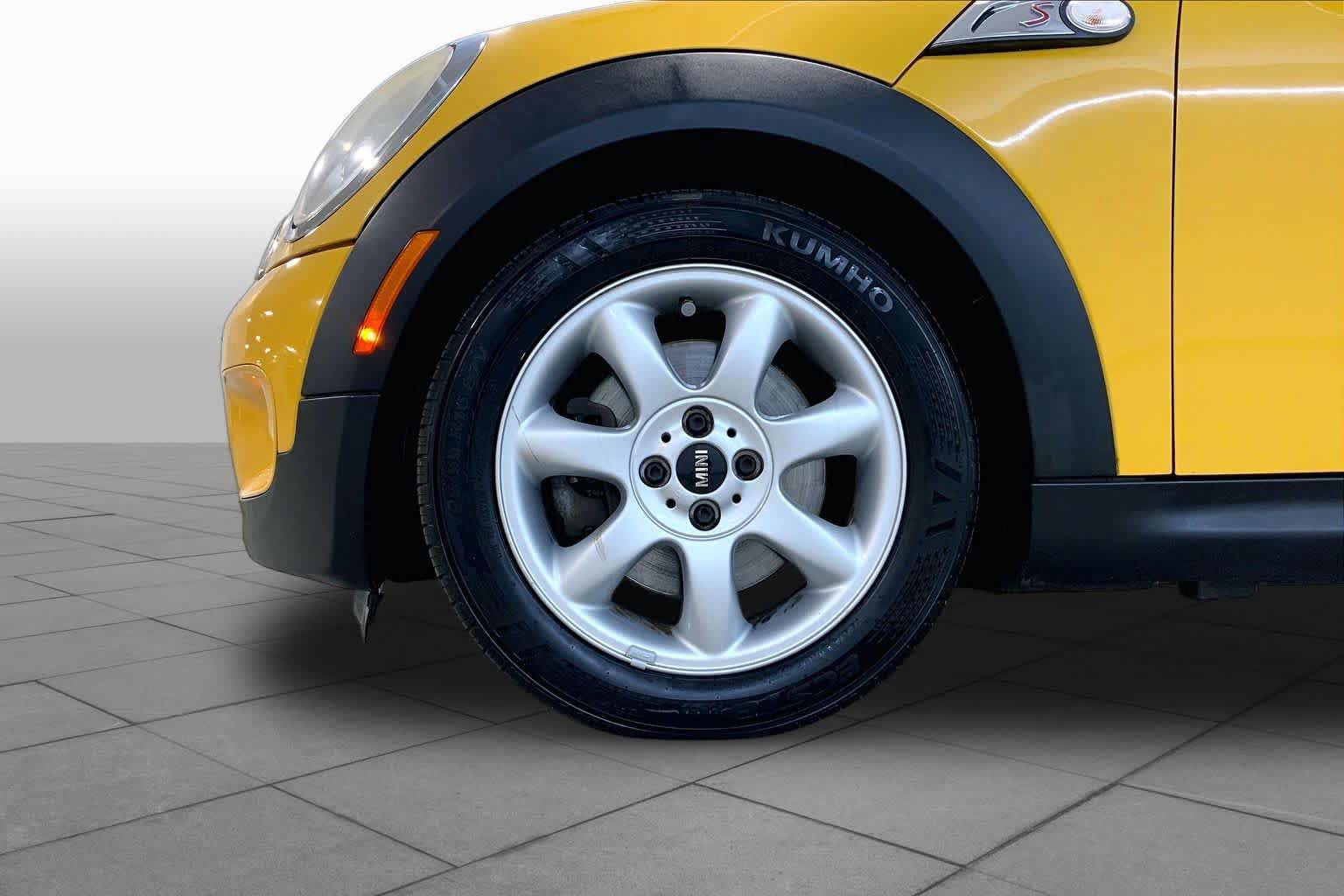 Used 2008 MINI Cooper S FWD image 10