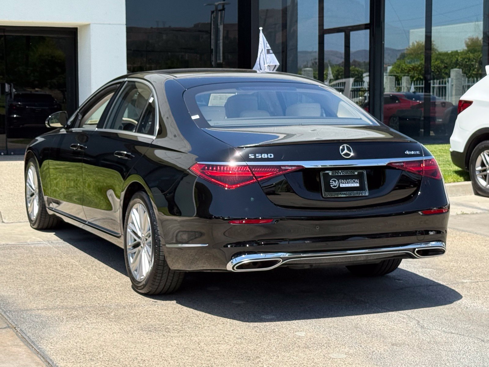 Used 2023 Mercedes-Benz S 580 4MATIC Sedan image 10