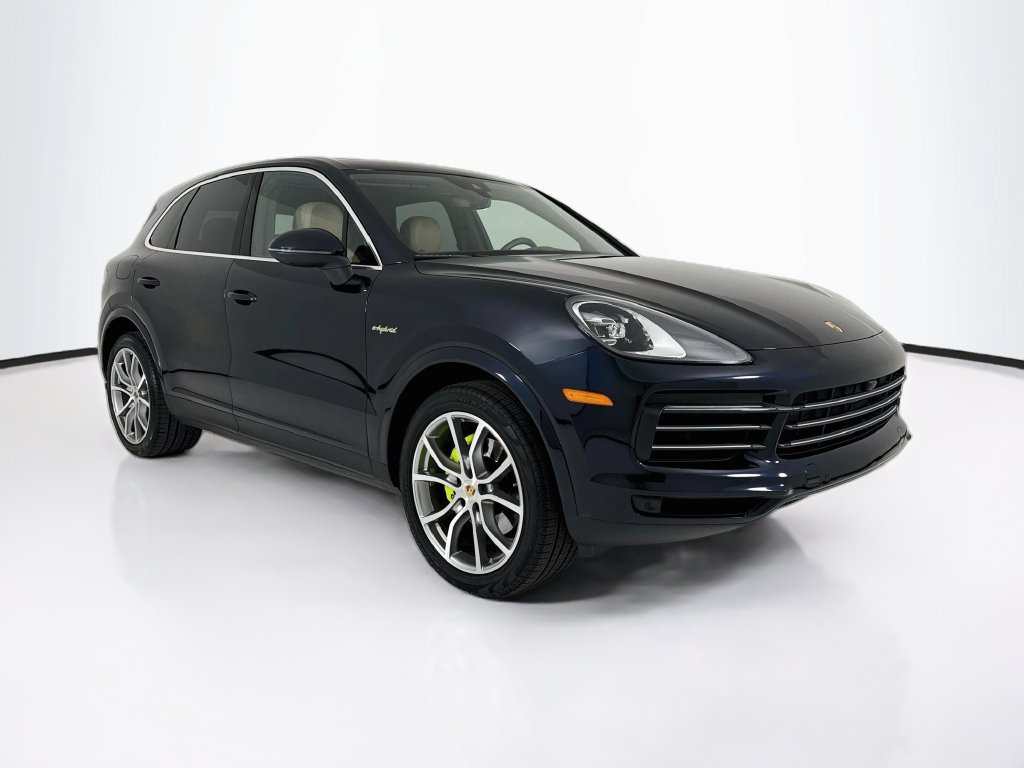 Certified 2023 Porsche Cayenne AWD/4WD image 7