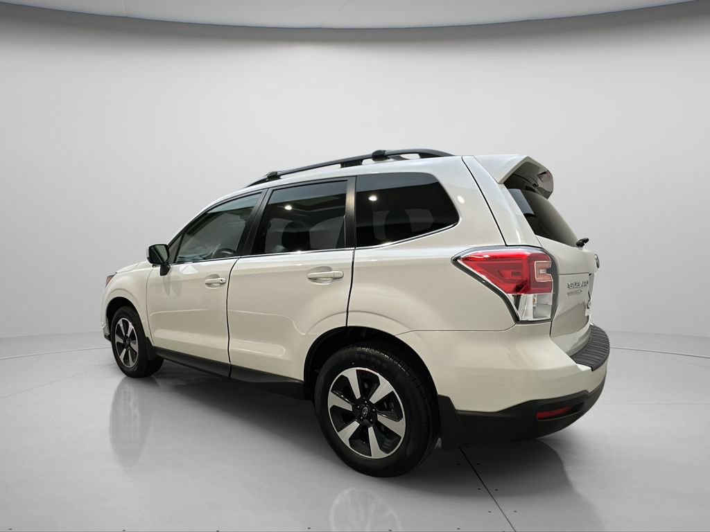 Used 2017 Subaru Forester 2.5i Limited image 7