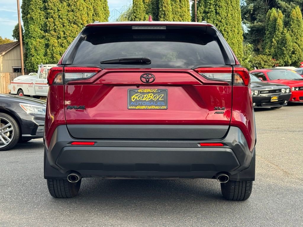 Used 2022 Toyota RAV4 XLE image 5