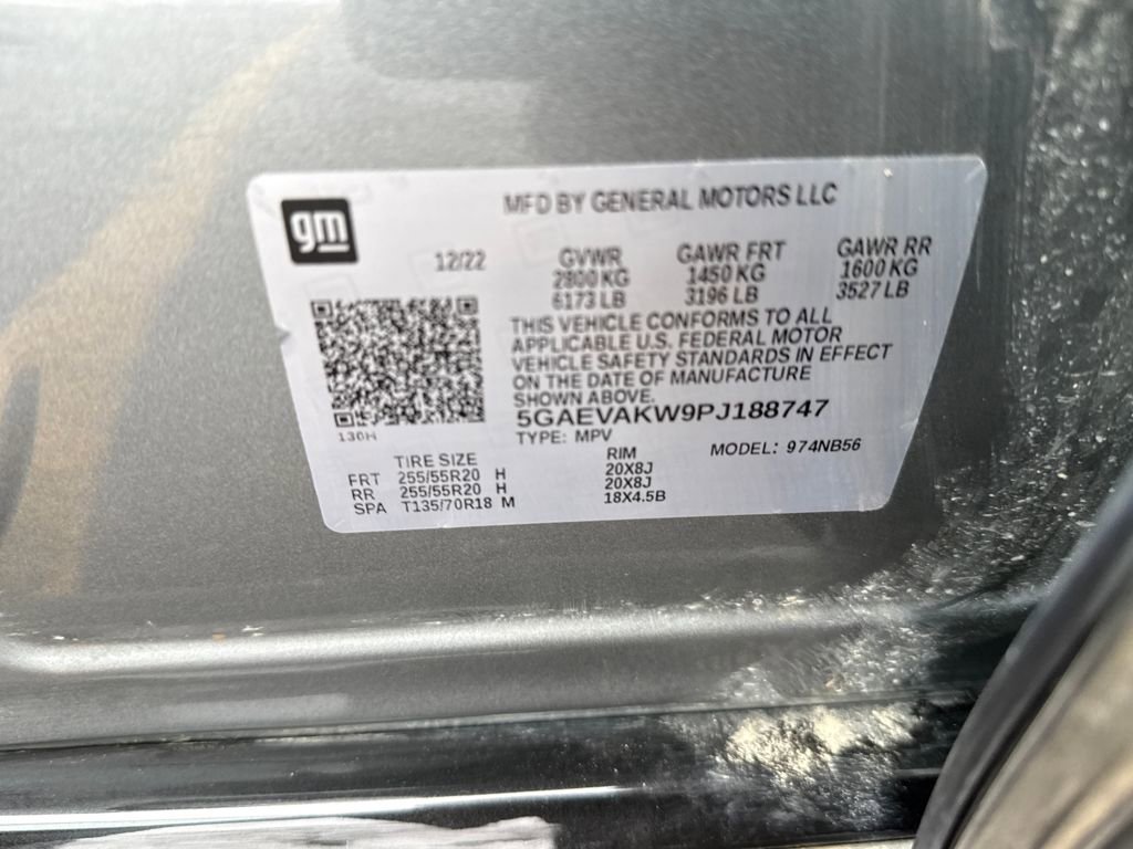 Used 2023 Buick Enclave Essence w/ Experience Buick Package image 17