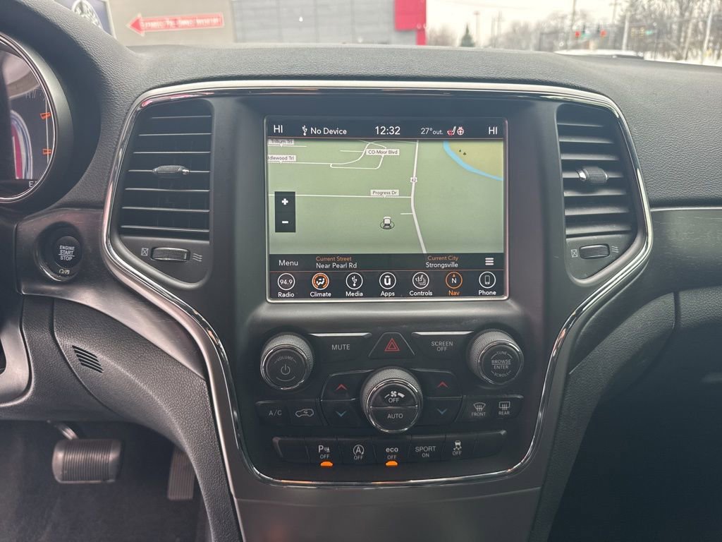 Used 2018 Jeep Grand Cherokee Altitude image 38