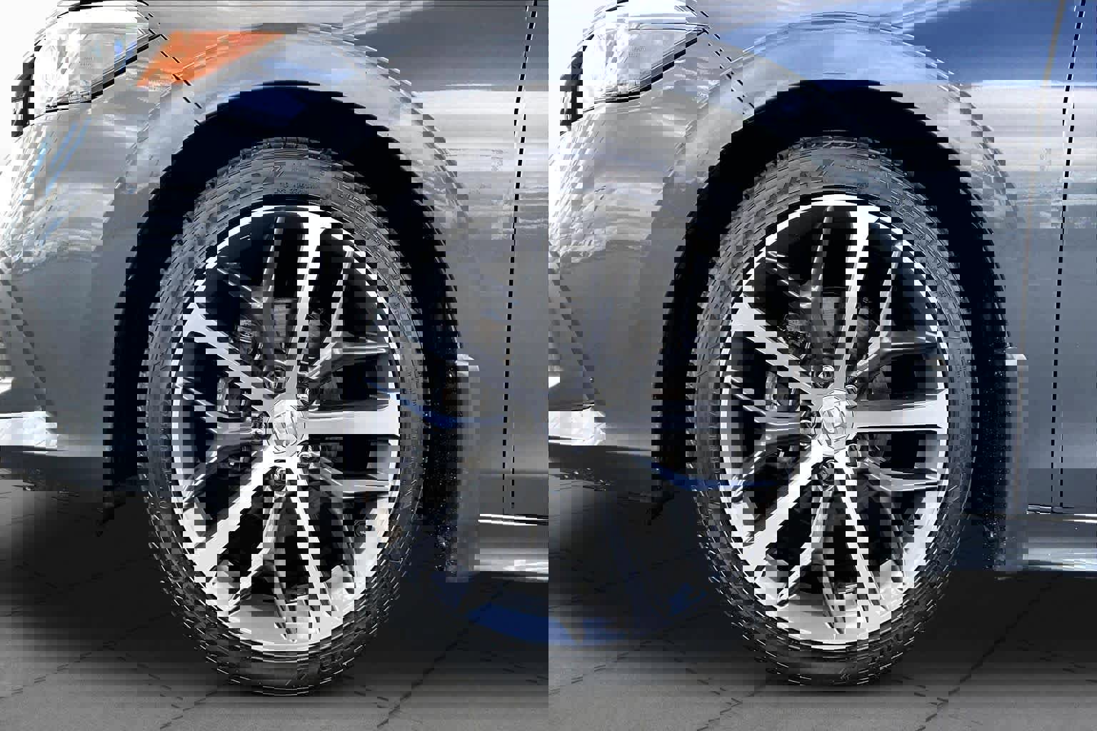 Used 2023 Honda Civic Touring image 10