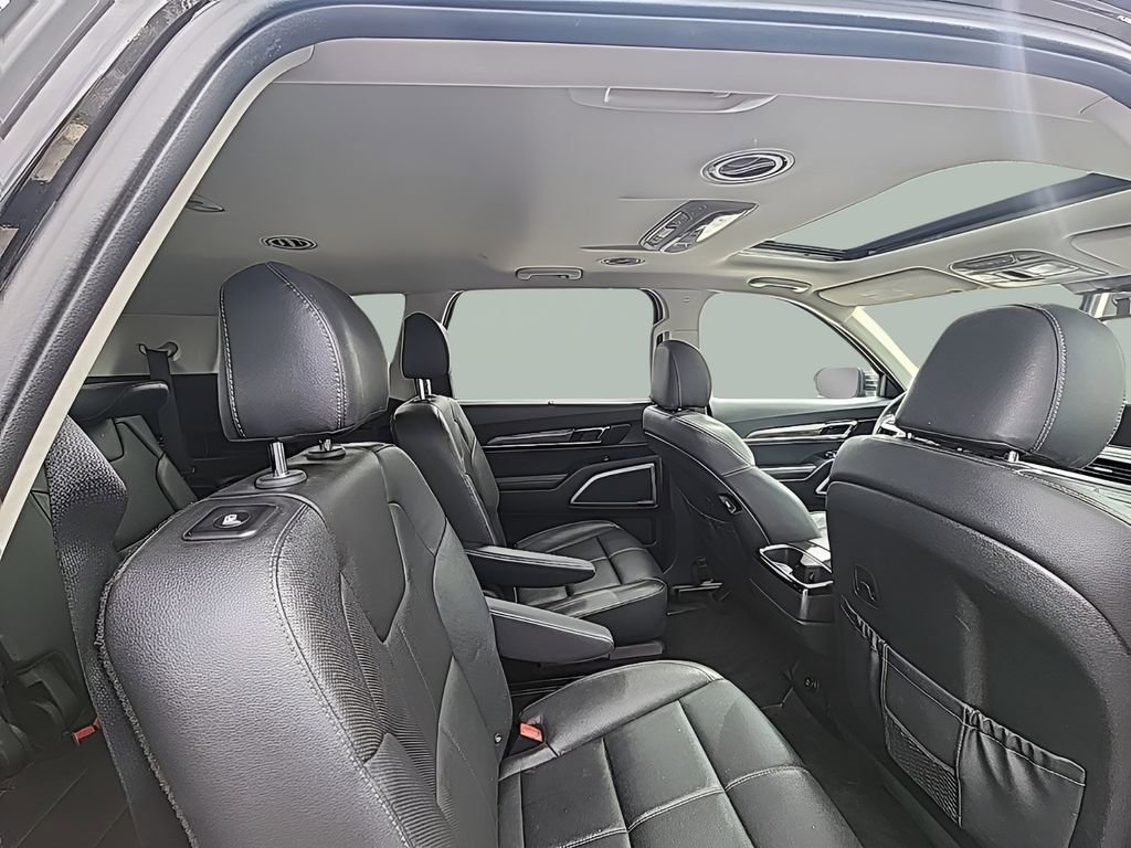 Used 2021 Kia Telluride EX w/ EX Premium Package AWD/4WD image 12