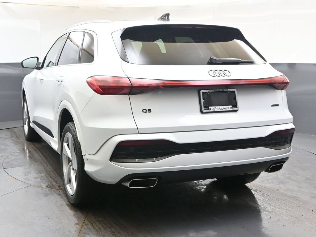 Used 2025 Audi Q5 Premium Plus w/ Premium Plus AWD/4WD image 4