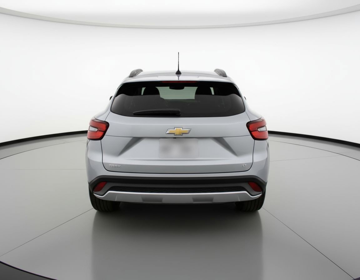Used 2025 Chevrolet Trax LT image 7