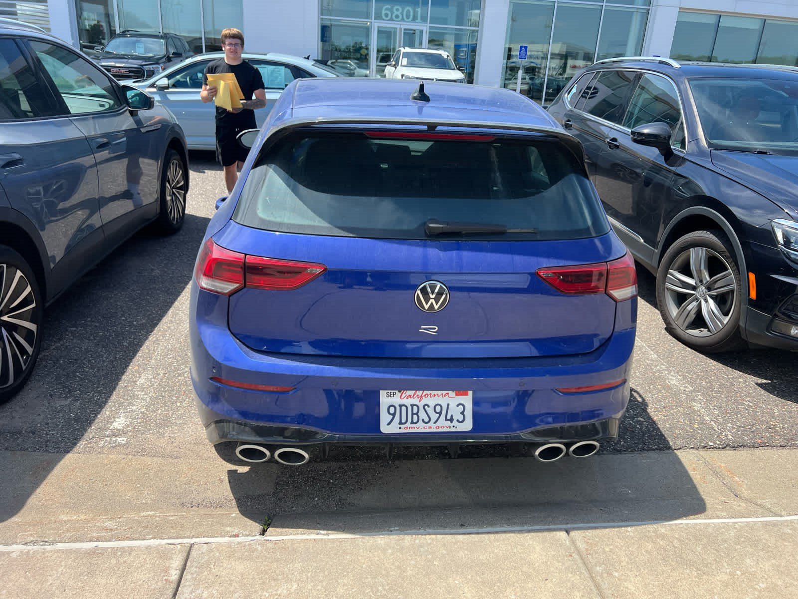 Used 2022 Volkswagen Golf R AWD/4WD image 6