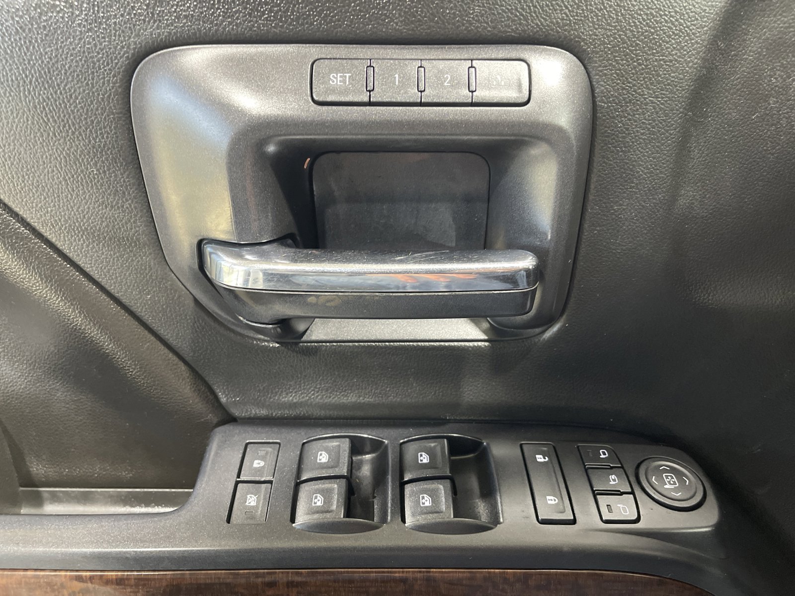 Used 2017 GMC Sierra 1500 SLT w/ SLT Premium Package image 30