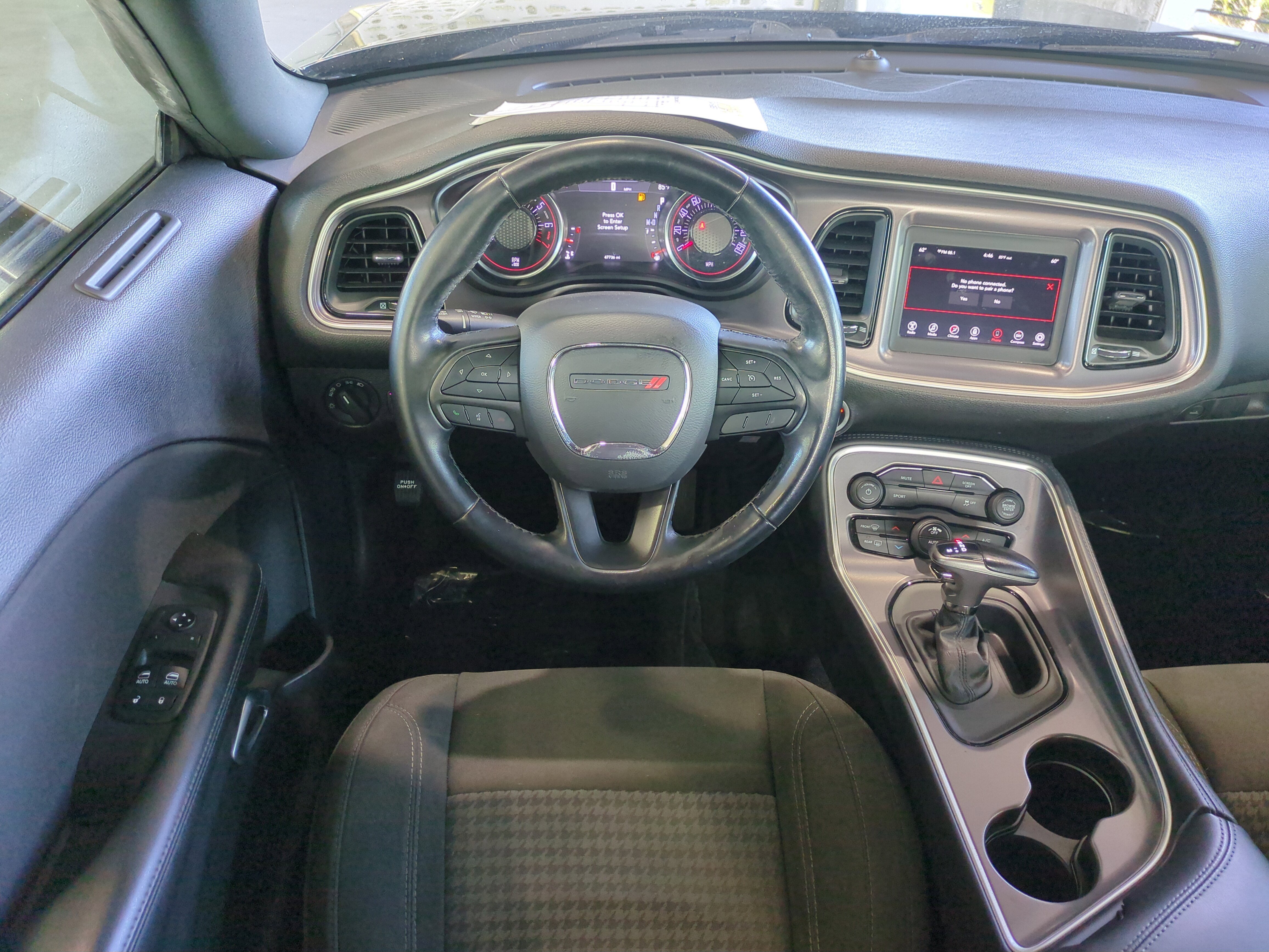 Used 2019 Dodge Challenger SXT image 15