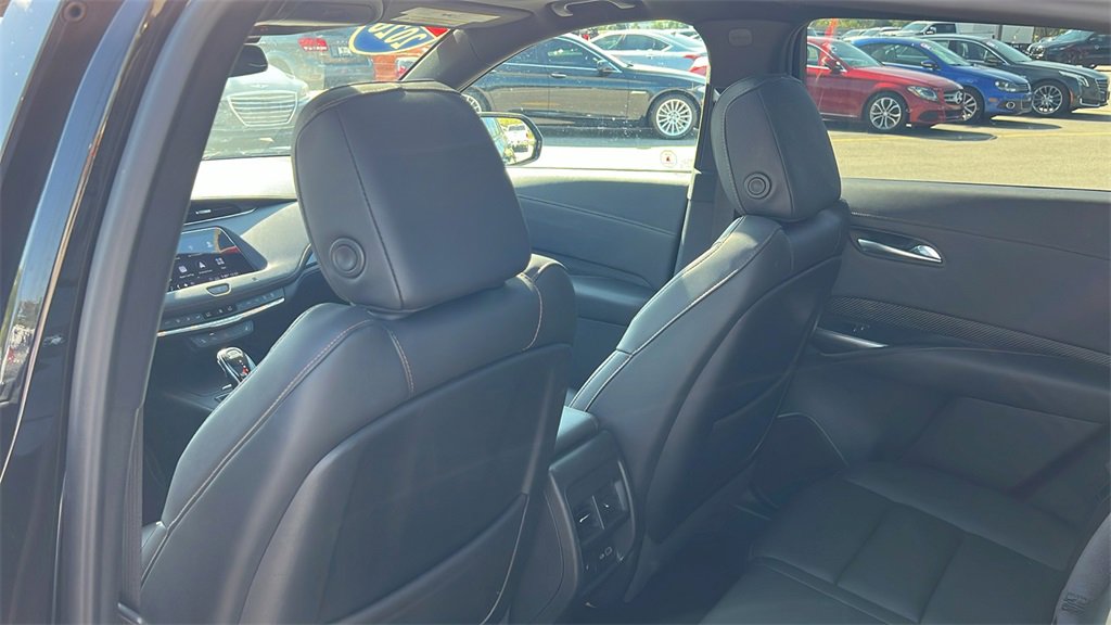 Used 2020 Cadillac XT4 Sport image 33