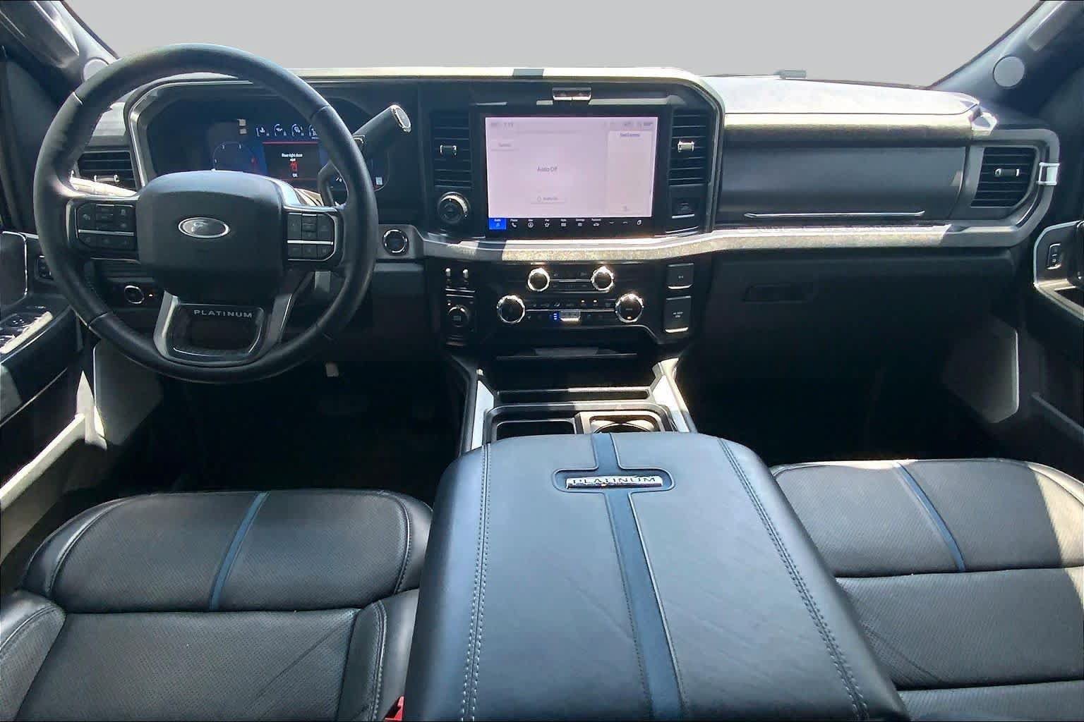 Used 2025 Ford F450 Platinum w/ FX4 Off-Road Package AWD/4WD image 16