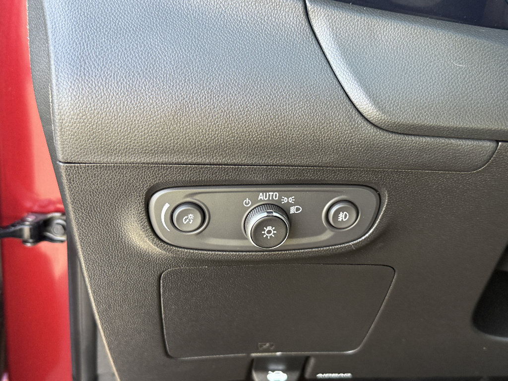Used 2023 Buick Encore GX Select FWD image 18