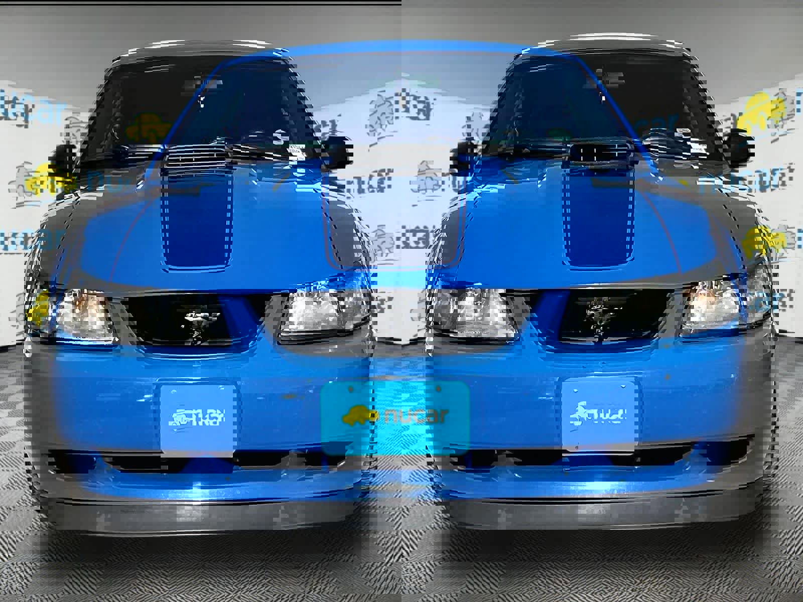 Used 2004 Ford Mustang Mach 1 image 2