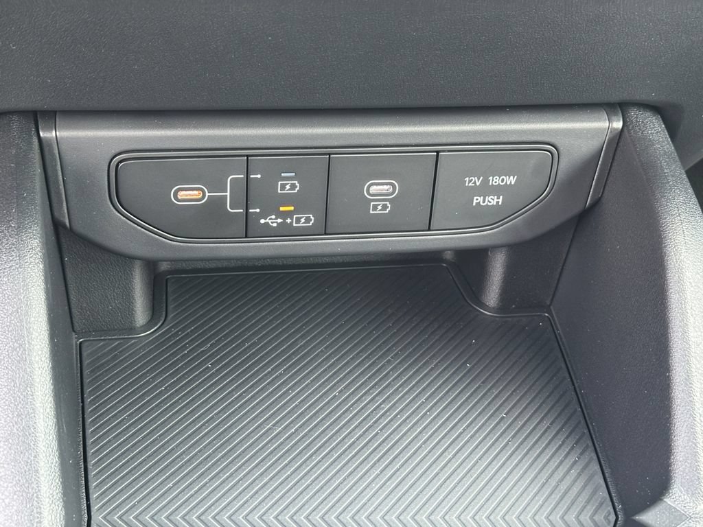 New 2026 Kia K4 FWD image 22