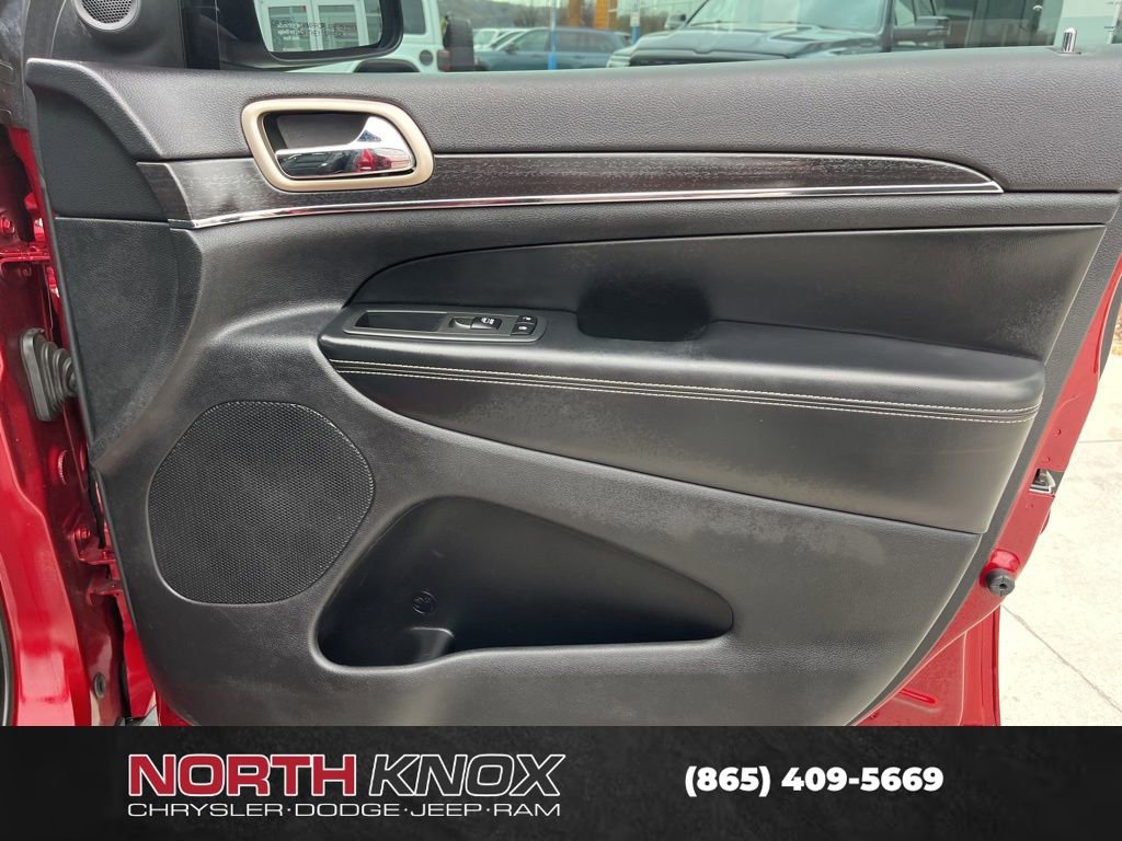 Used 2014 Jeep Grand Cherokee Limited w/ Luxury Group II image 28