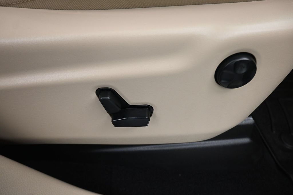 Used 2019 Jeep Grand Cherokee Limited AWD/4WD image 44