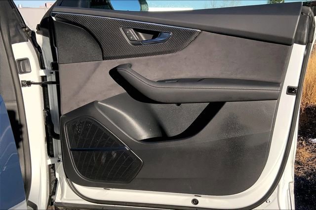 Used 2024 Audi SQ8 Premium Plus w/ Executive Package image 27