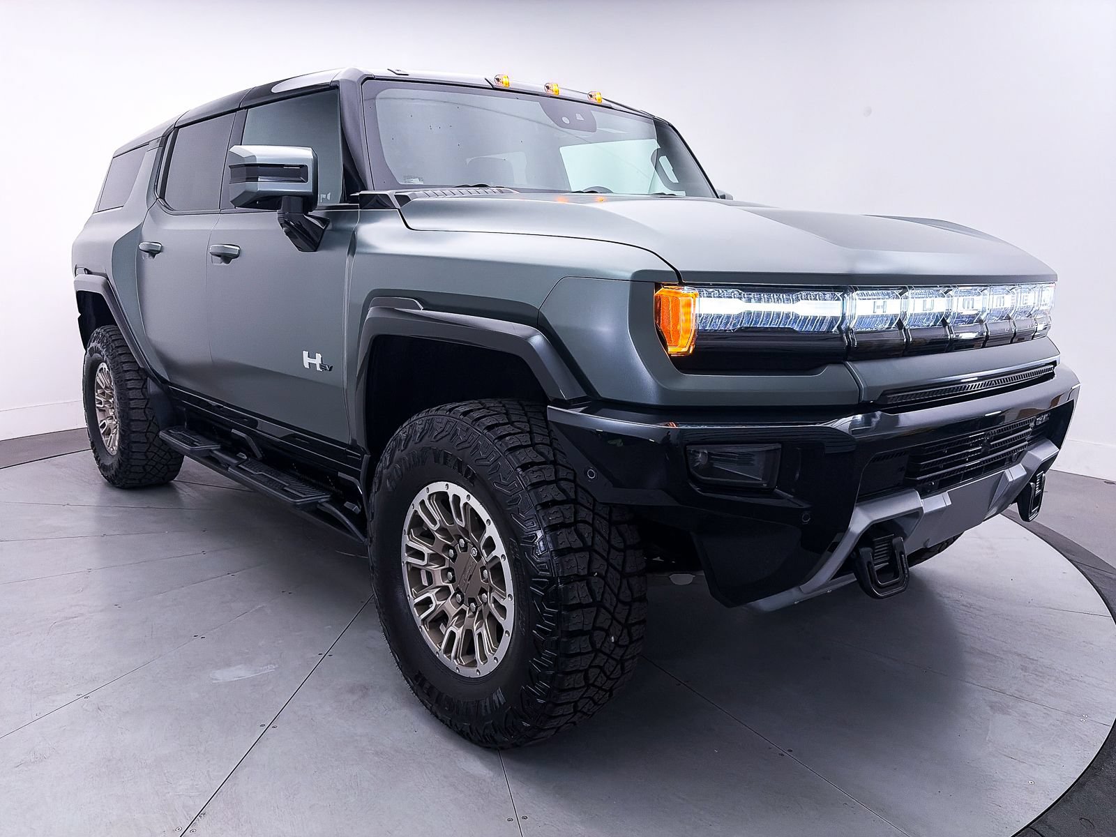 Used 2024 GMC Hummer EV 3X w/ Extreme Off-Road Package AWD/4WD image 12