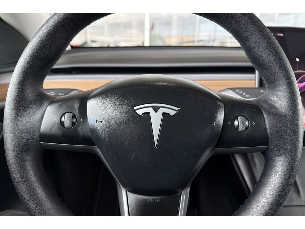 Used 2024 Tesla Model Y Long Range AWD/4WD image 26