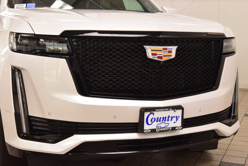 Used 2024 Cadillac Escalade Sport Platinum AWD/4WD image 13