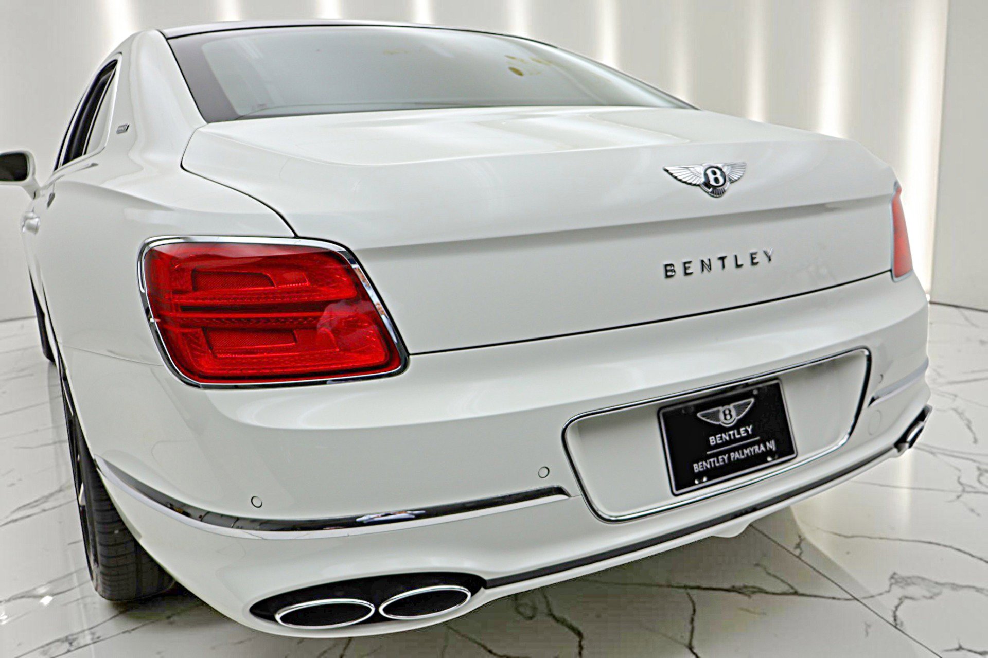 Used 2024 Bentley Flying Spur S V8 image 26