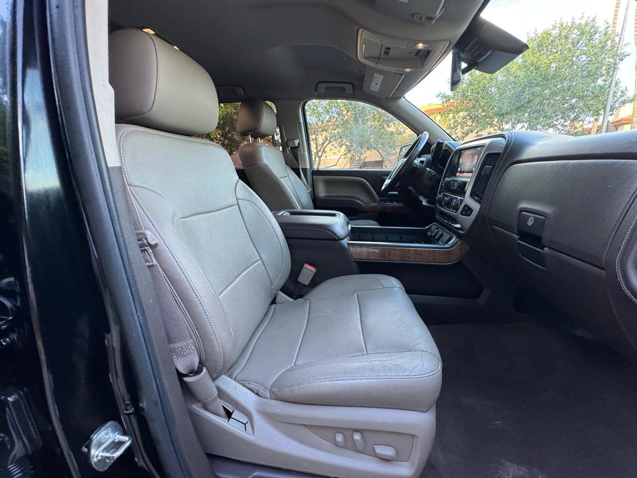 Used 2015 GMC Sierra 1500 SLT w/ SLT Crew Cab Value Package AWD/4WD image 30
