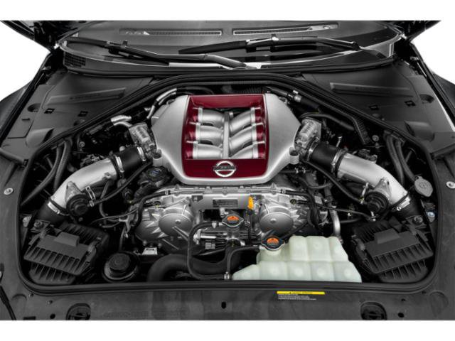 Used 2015 Nissan GT-R Premium image 17